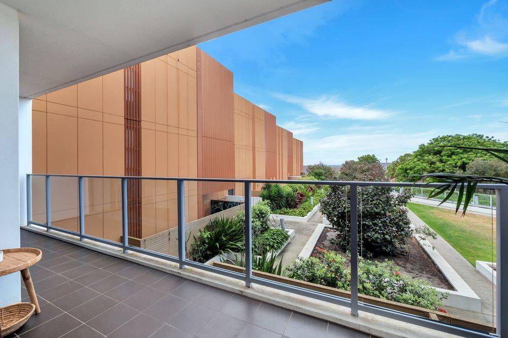 212/1 Pine Avenue, LITTLE BAY, NSW 2036