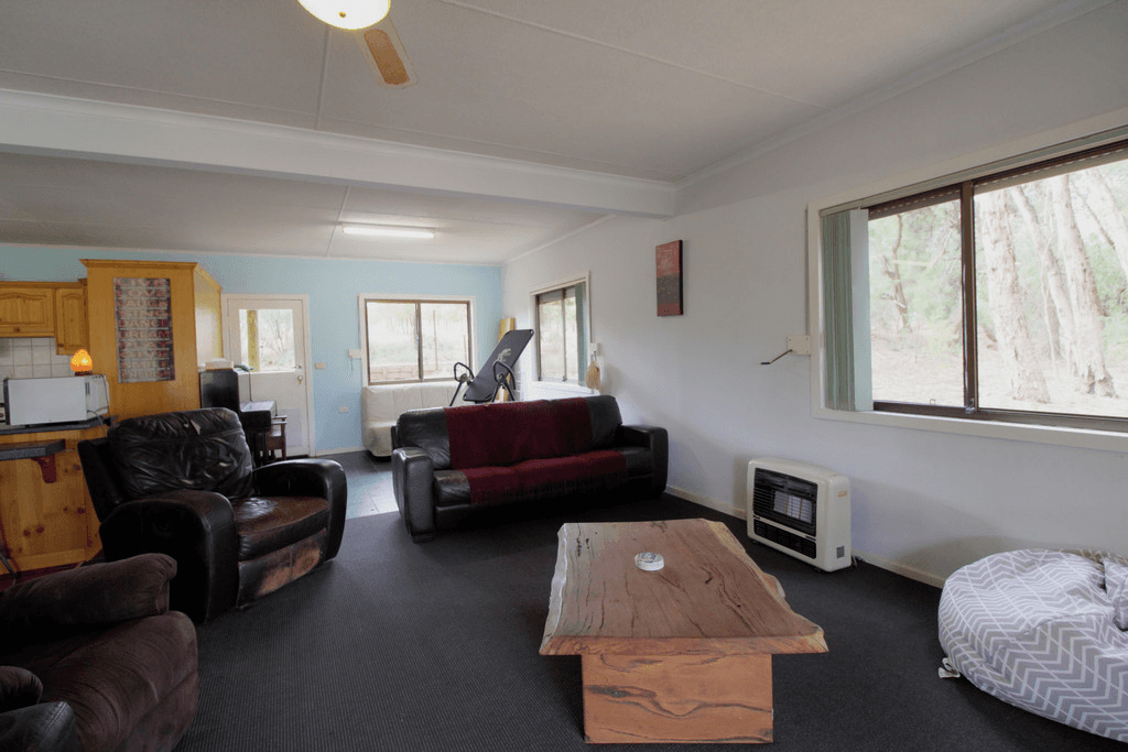 105 De Fontenay Road, BARMERA, SA 5345