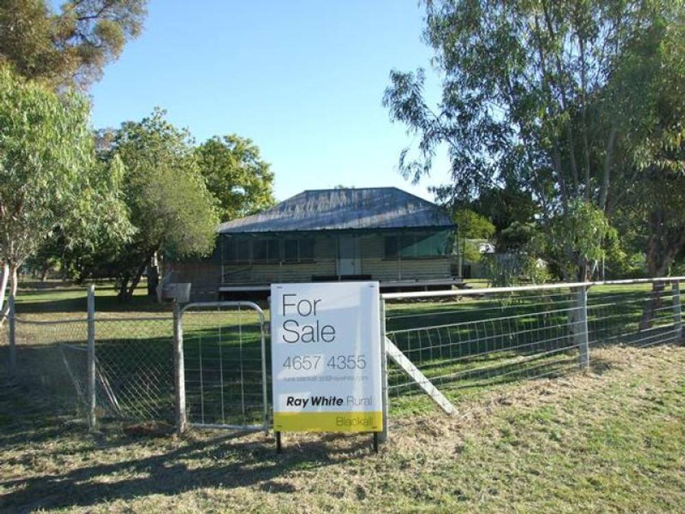 4  Daisy Street, Blackall, QLD 4472