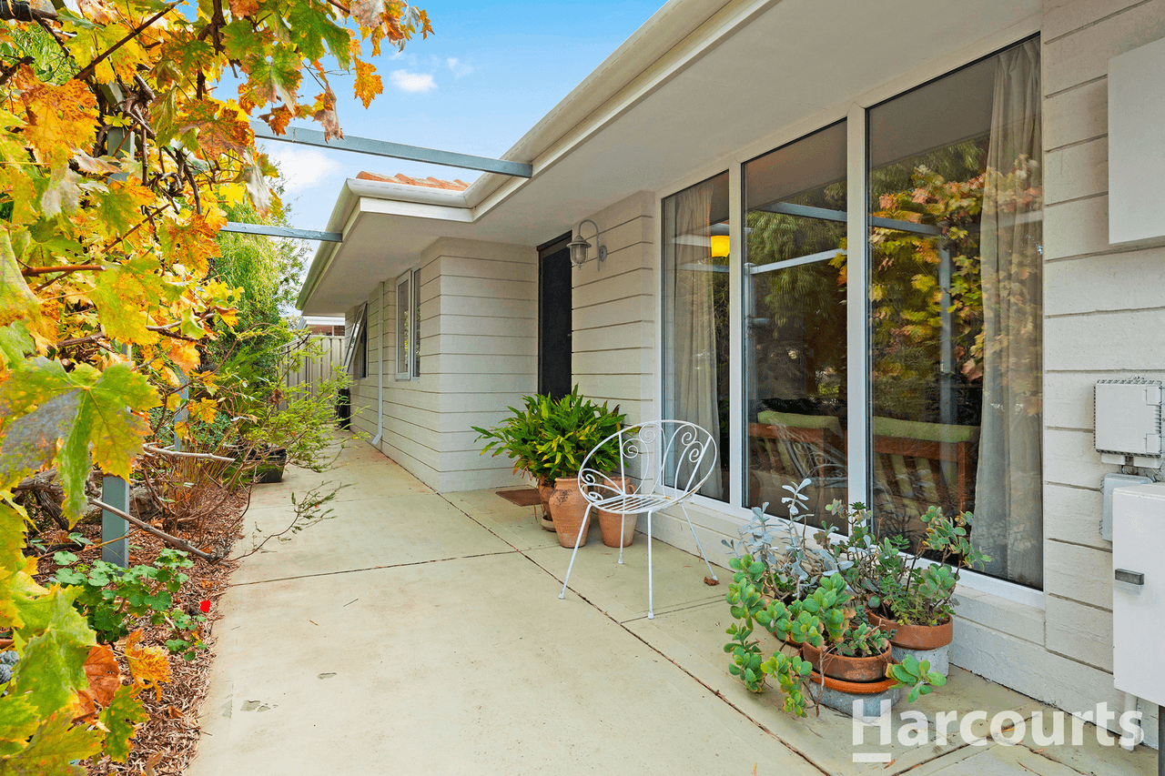 42 Moat Street, MANDURAH, WA 6210