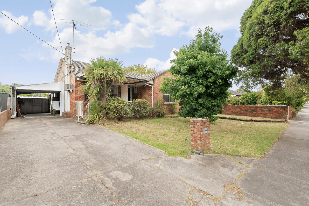 16 Claret Street, DOVETON, VIC 3177