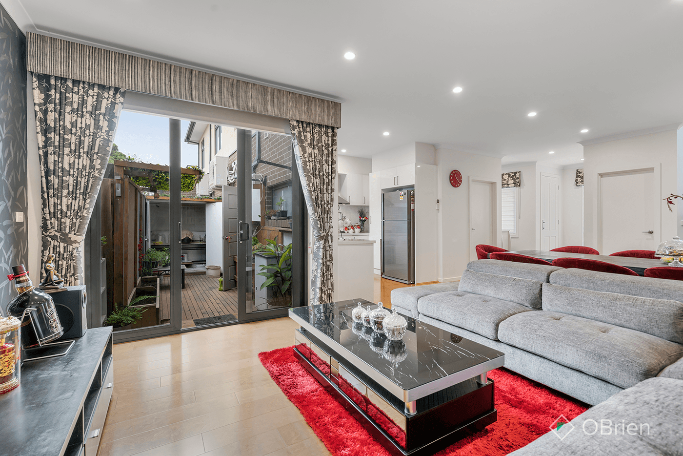 2/16 Prince Street, Springvale, VIC 3171