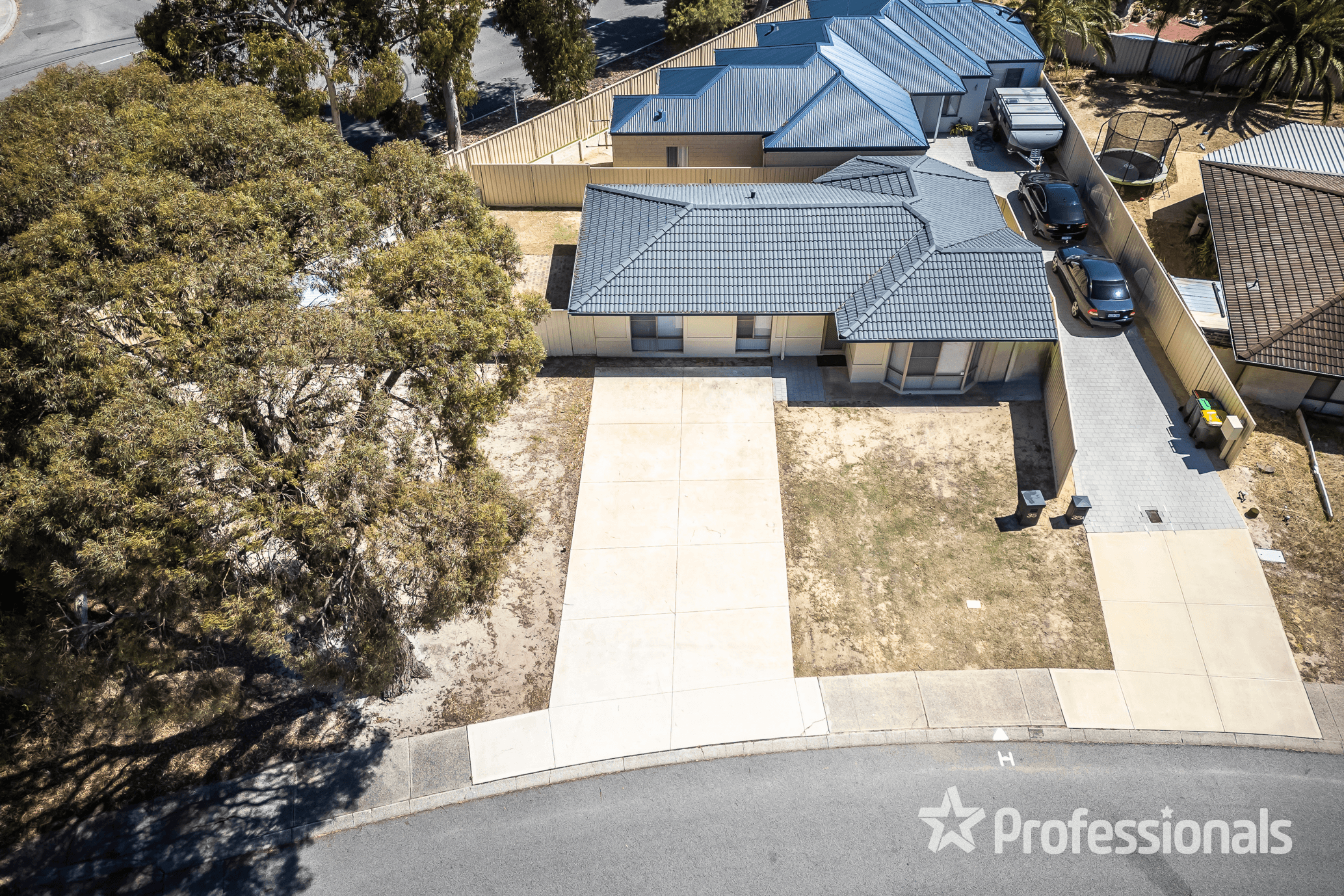 35 Osprey Circle, BALLAJURA, WA 6066