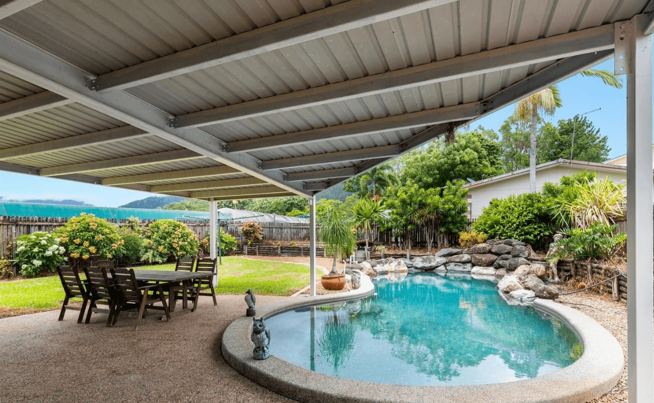 8 Skull Road, WHITE ROCK, QLD 4868