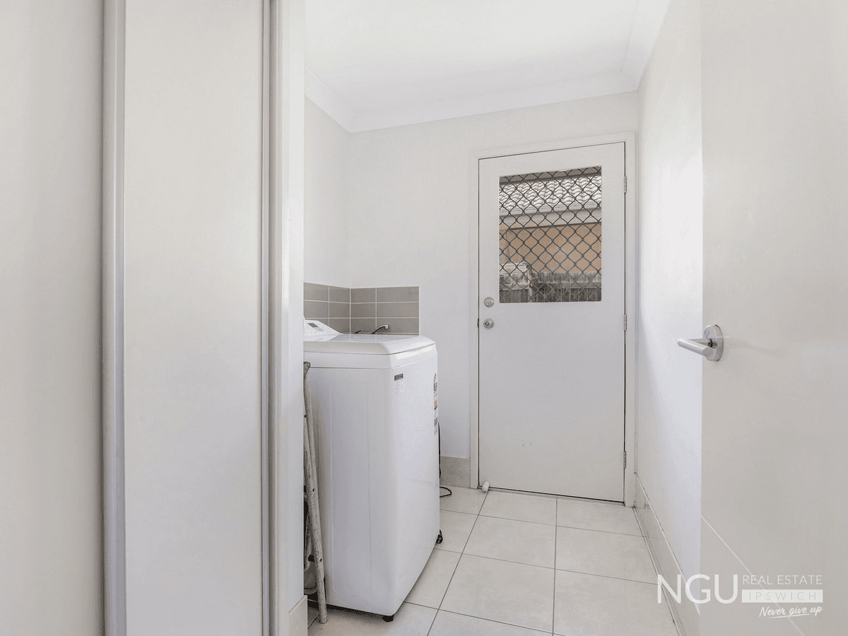 4 Shanks Court, Bundamba, QLD 4304