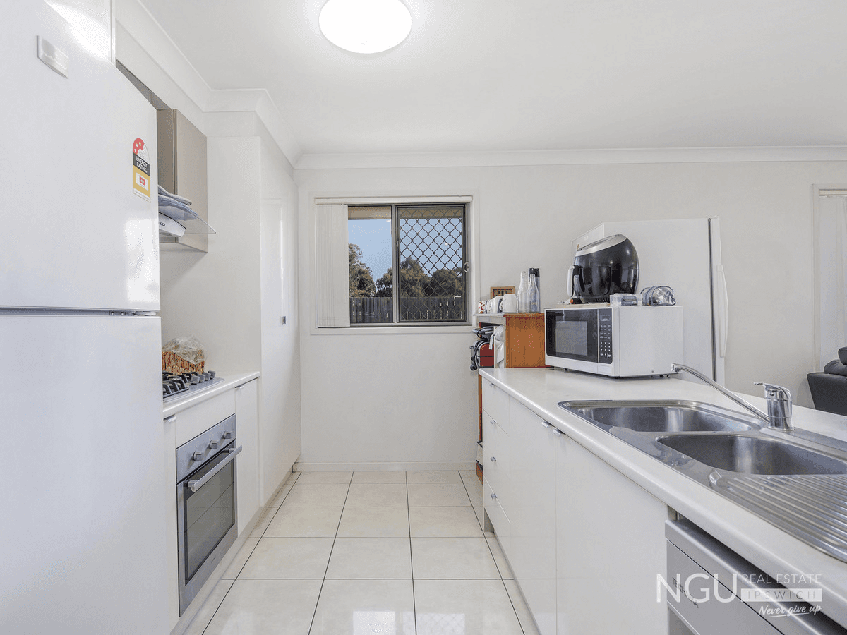 4 Shanks Court, Bundamba, QLD 4304