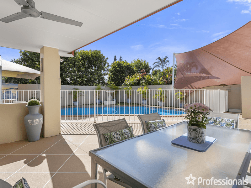 30 Tropicana Circuit, BURLEIGH WATERS, QLD 4220