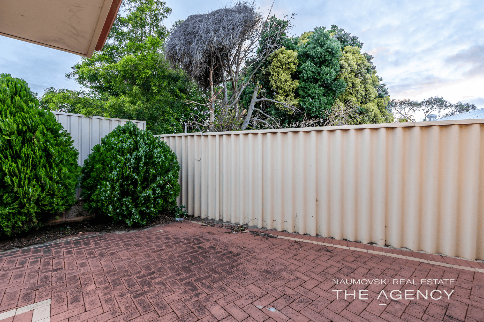 8A Maroog Way, Nollamara, WA 6061