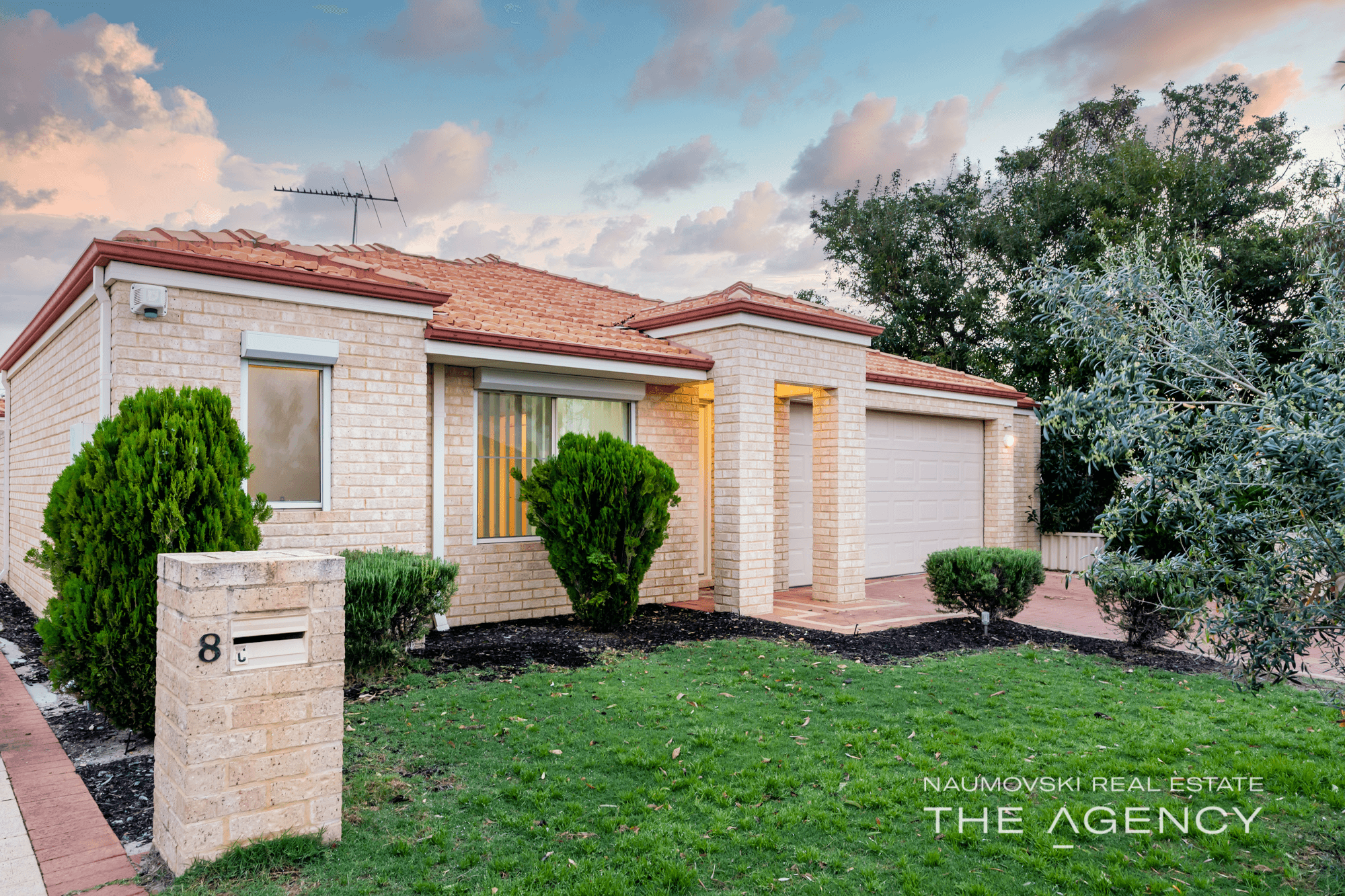 8A Maroog Way, Nollamara, WA 6061