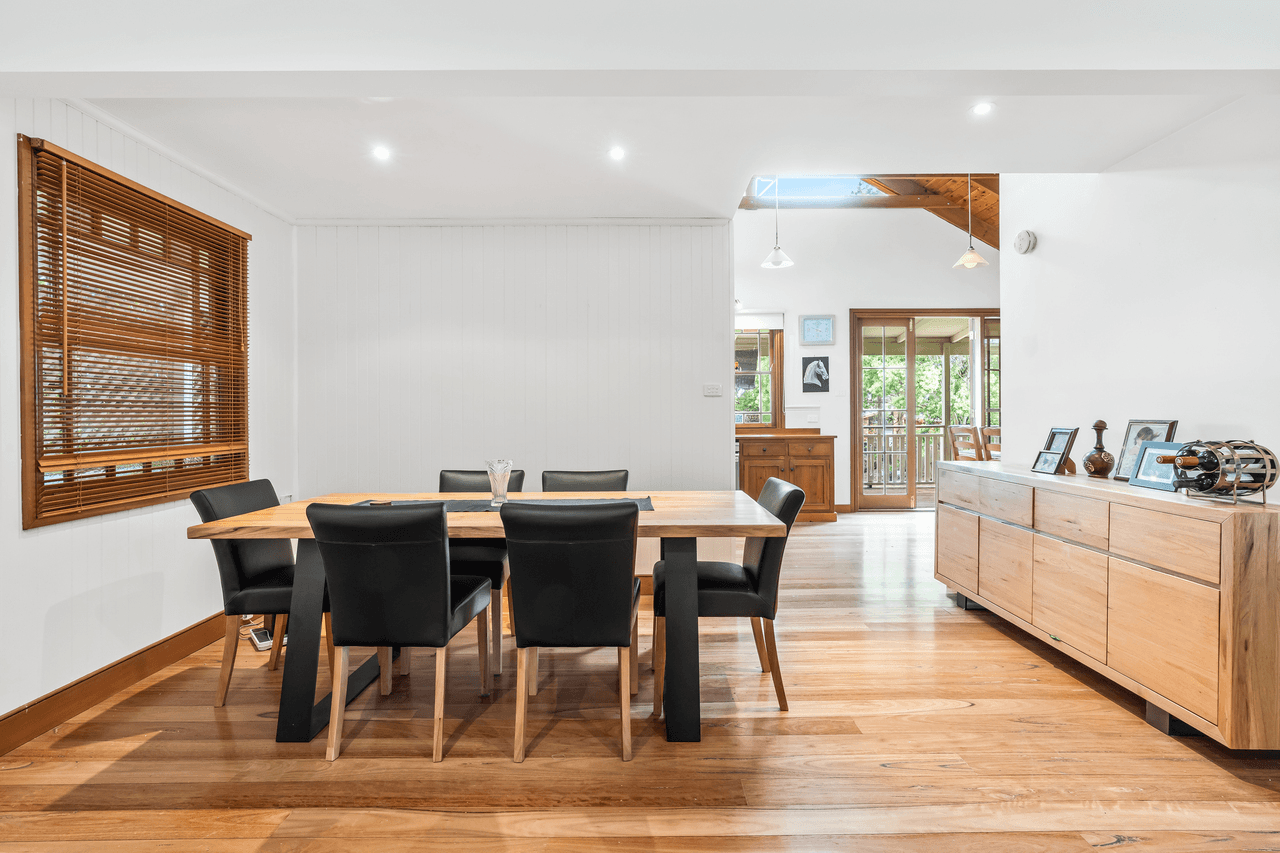 33  Lake Road, BALCOLYN, NSW 2264