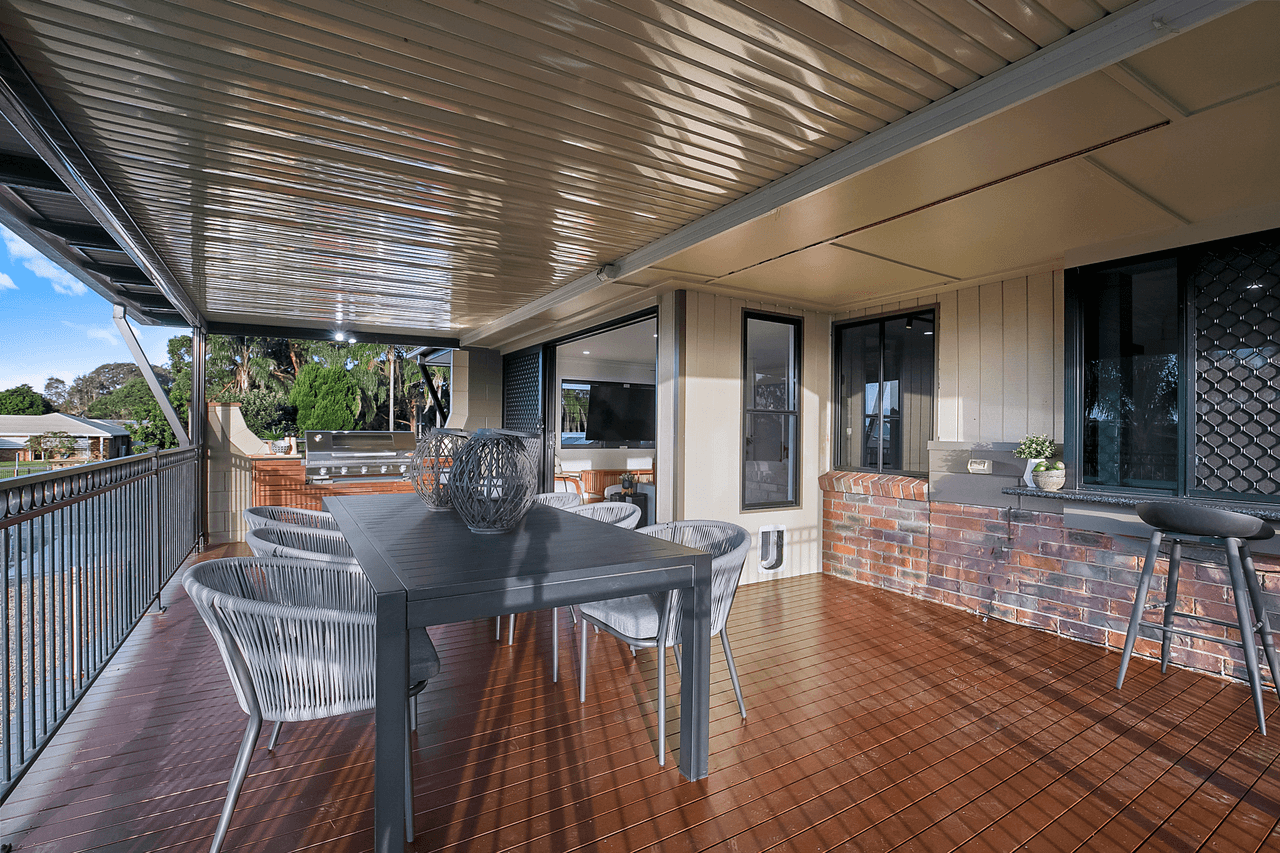 23 Clive Road, BIRKDALE, QLD 4159