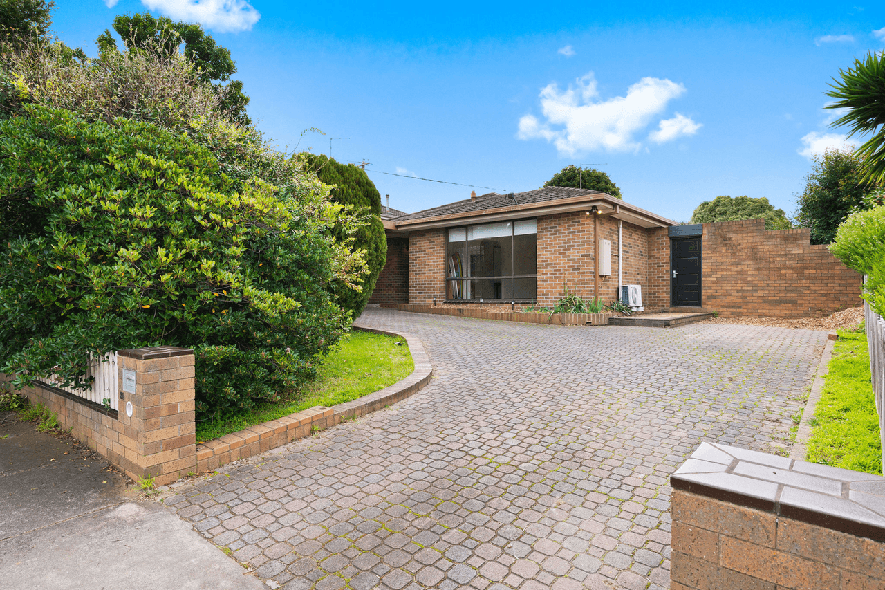 31 Dunsmore Road, HIGHTON, VIC 3216