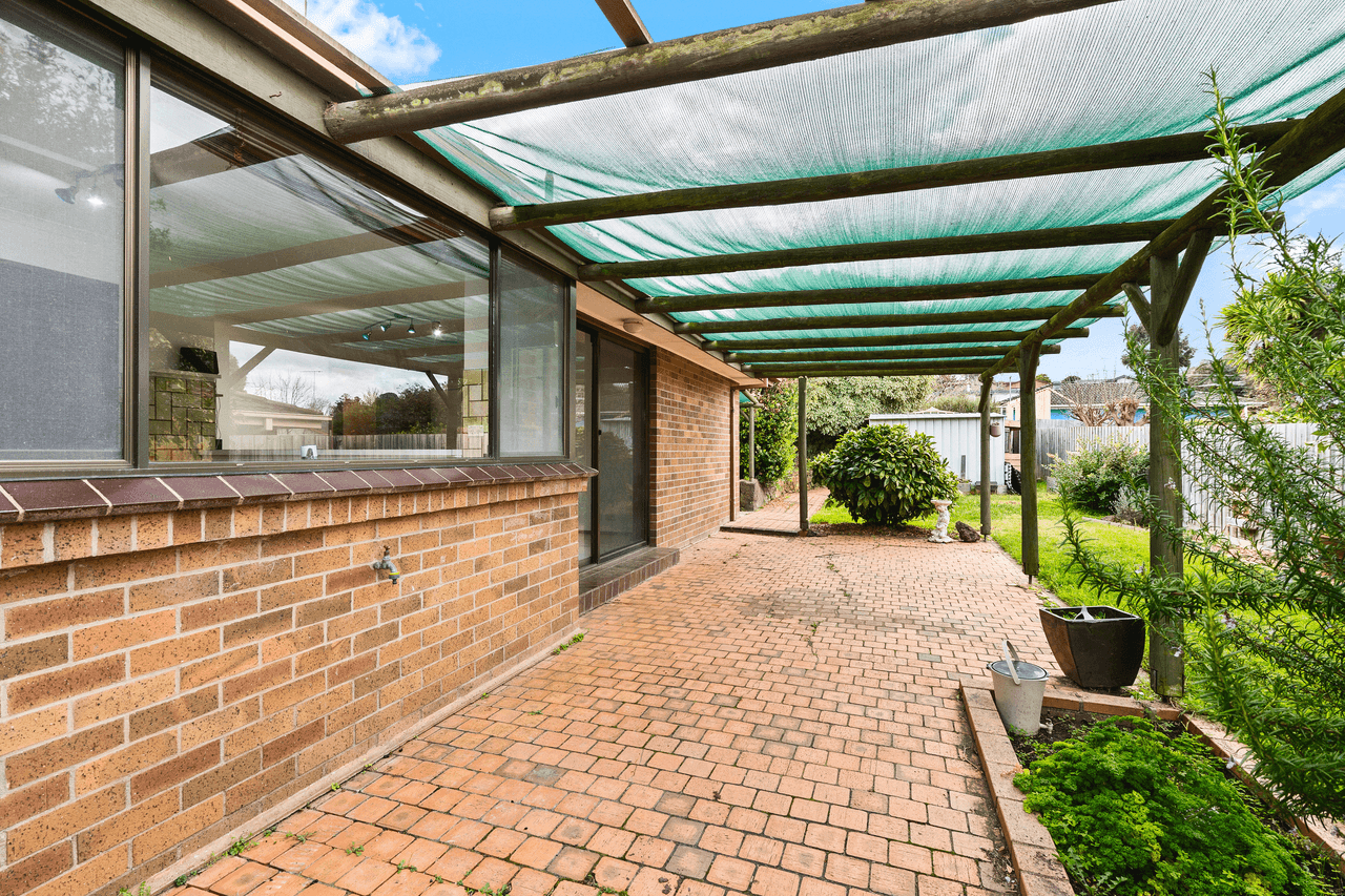 31 Dunsmore Road, HIGHTON, VIC 3216