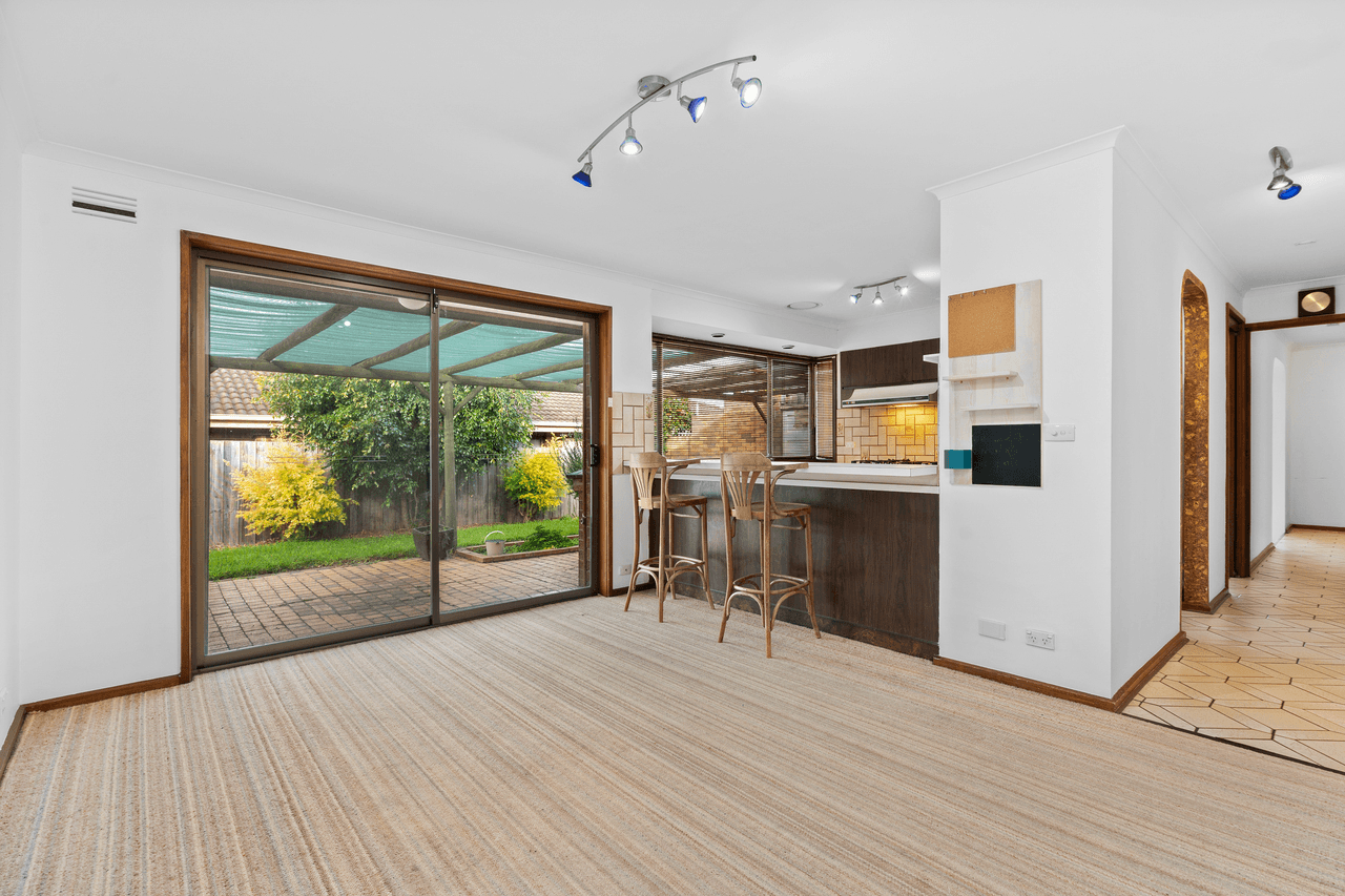 31 Dunsmore Road, HIGHTON, VIC 3216