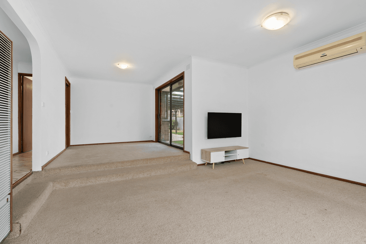 31 Dunsmore Road, HIGHTON, VIC 3216