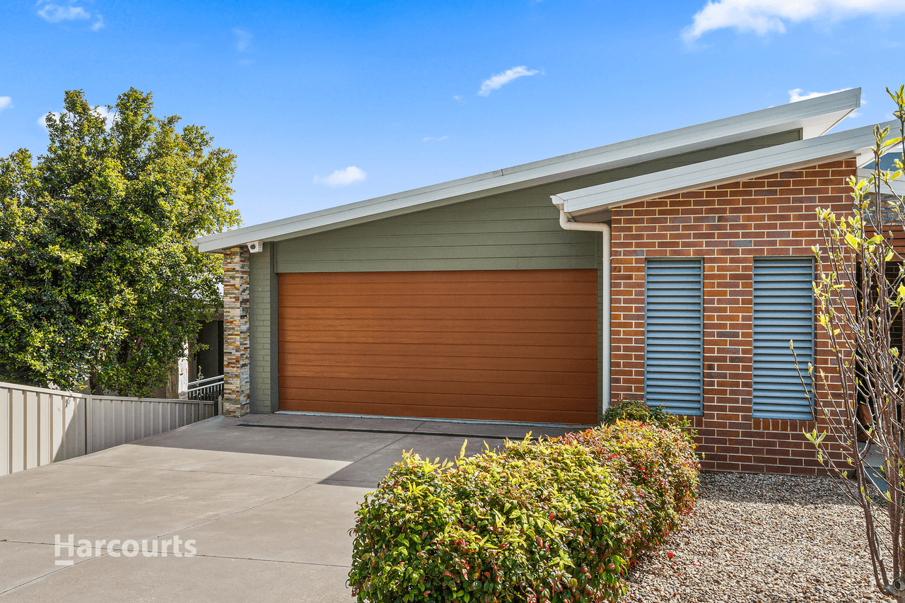 15 Chaplin Place, ALBION PARK, NSW 2527