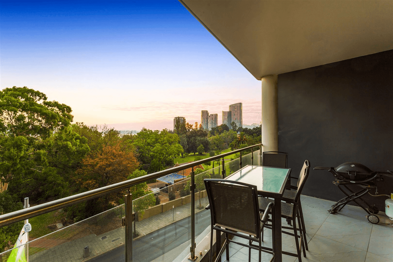 16/22 St Georges Terrace, PERTH, WA 6000