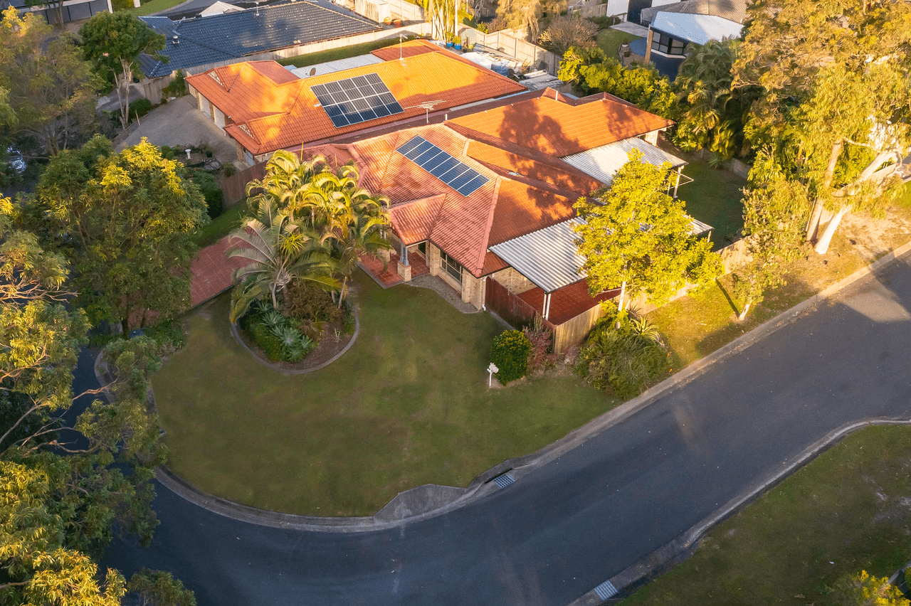 17 Wallaroo Court, CAPALABA, QLD 4157