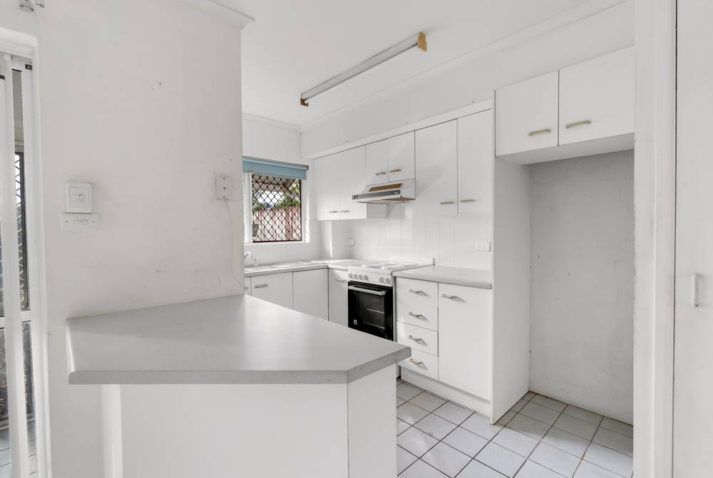 8/5-7 Mintaro Crescent, WOREE, QLD 4868