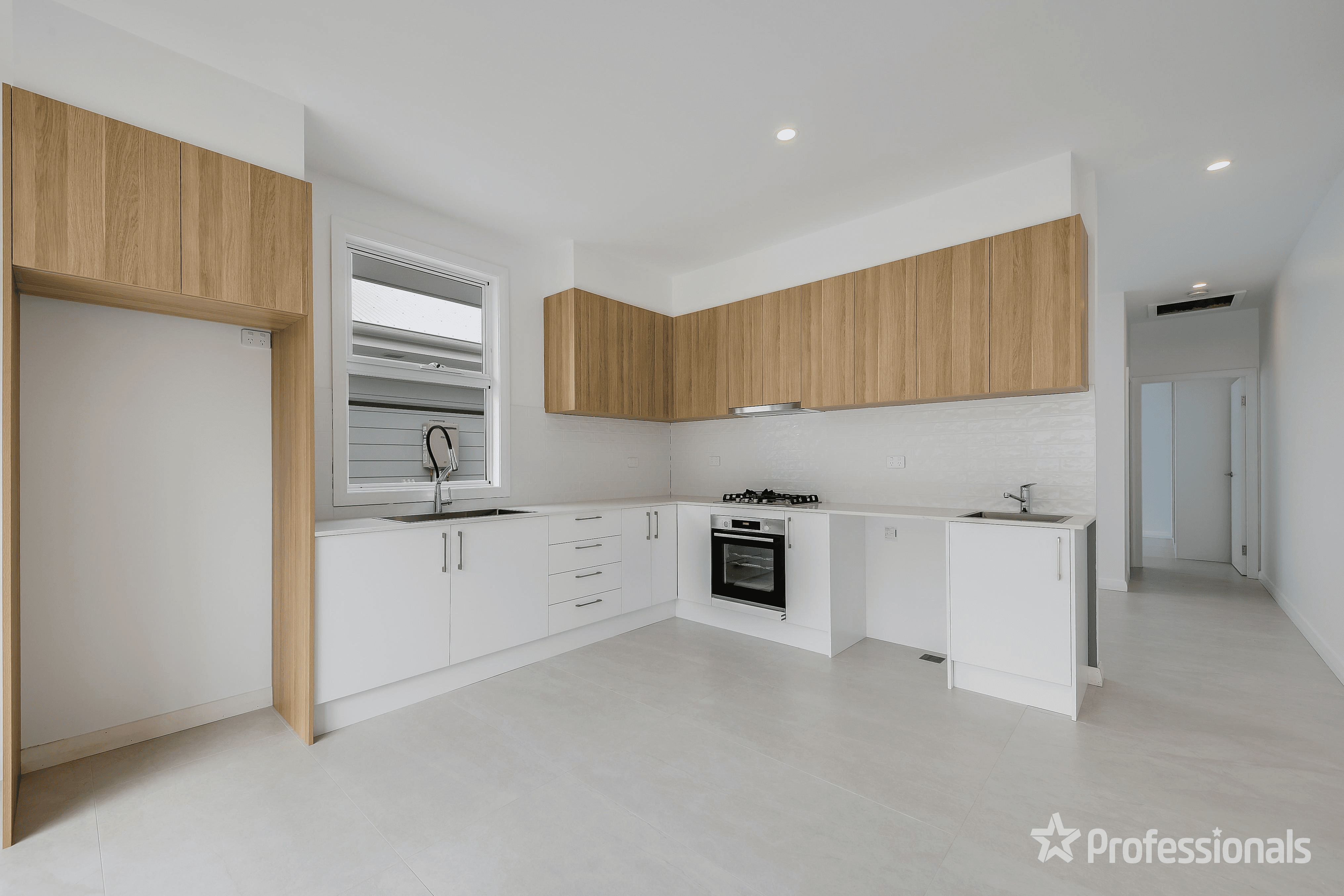 10a Mallee Close, NARELLAN VALE, NSW 2567