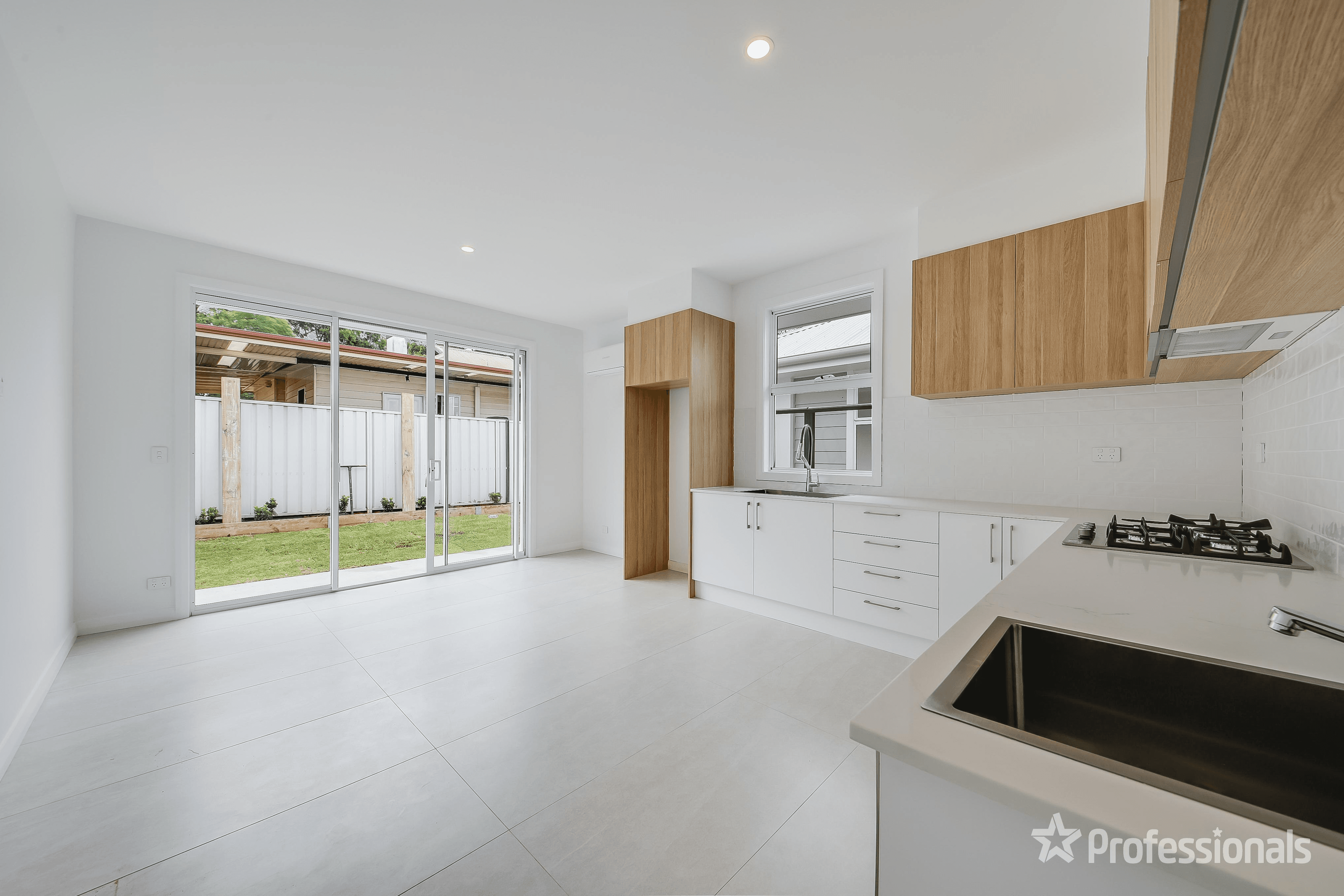 10a Mallee Close, NARELLAN VALE, NSW 2567