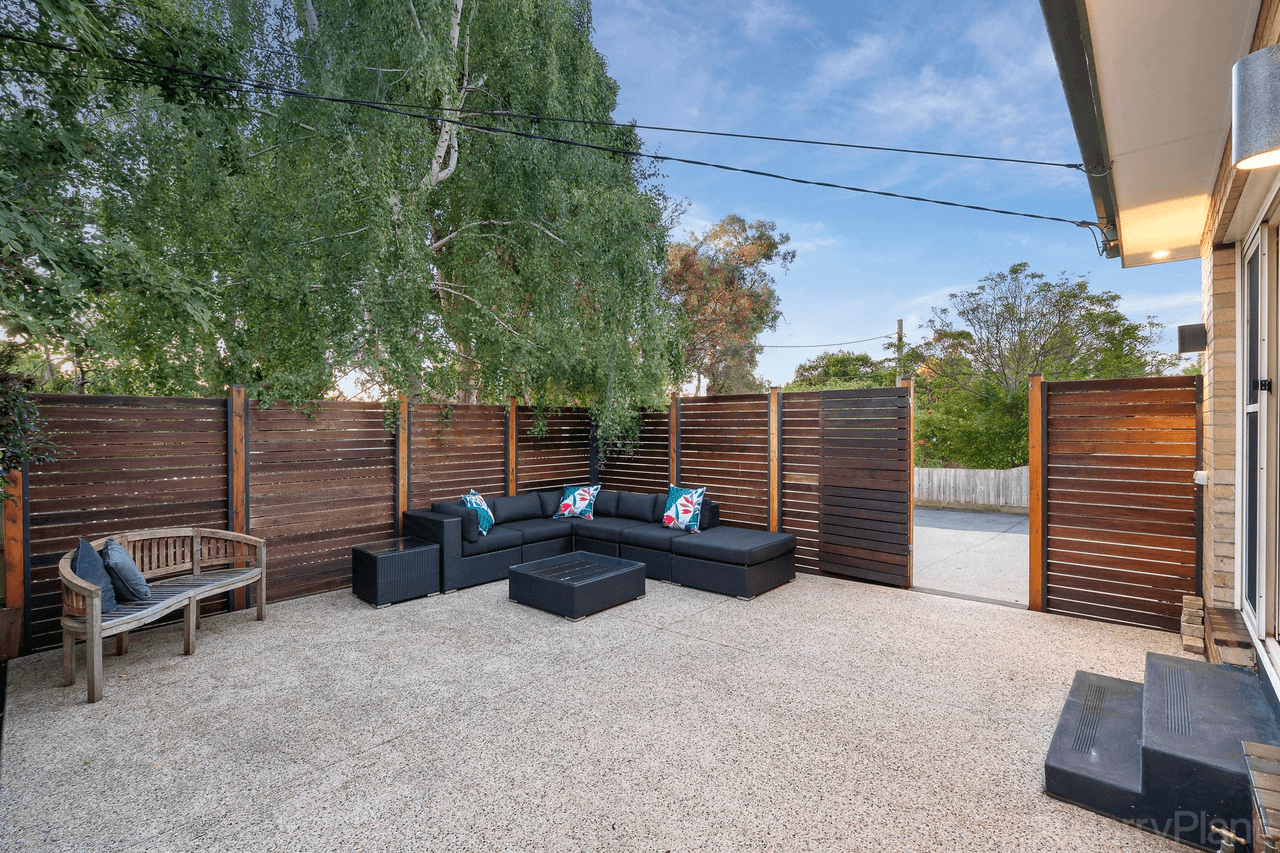 1/5 Laurence Grove, Ringwood East, VIC 3135