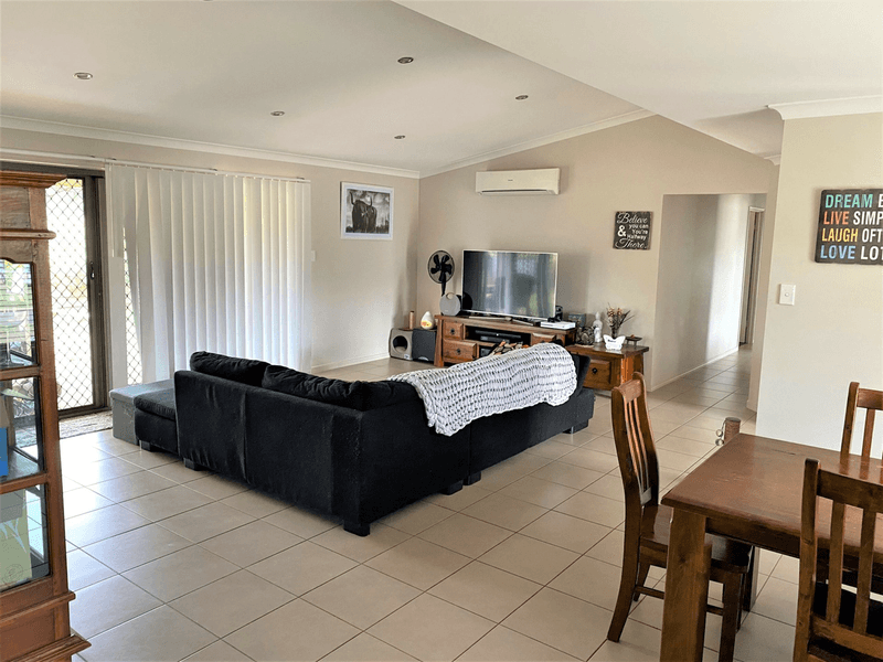 34-36 Lorikeet Circuit, KINGAROY, QLD 4610