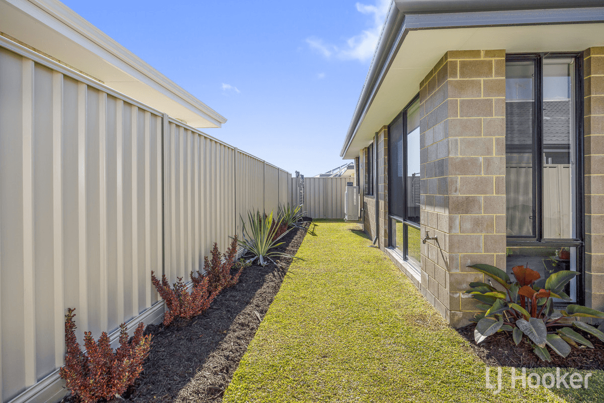 21 Mayflower Parade, TWO ROCKS, WA 6037