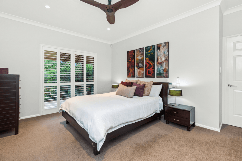 8 Sherman Street, THE GAP, QLD 4061