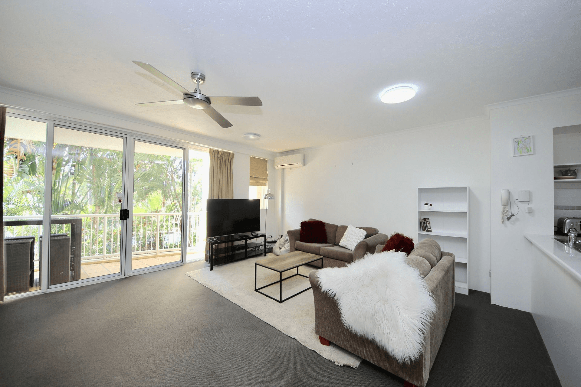 141/10 Alexandra Avenue, Mermaid Beach, QLD 4218