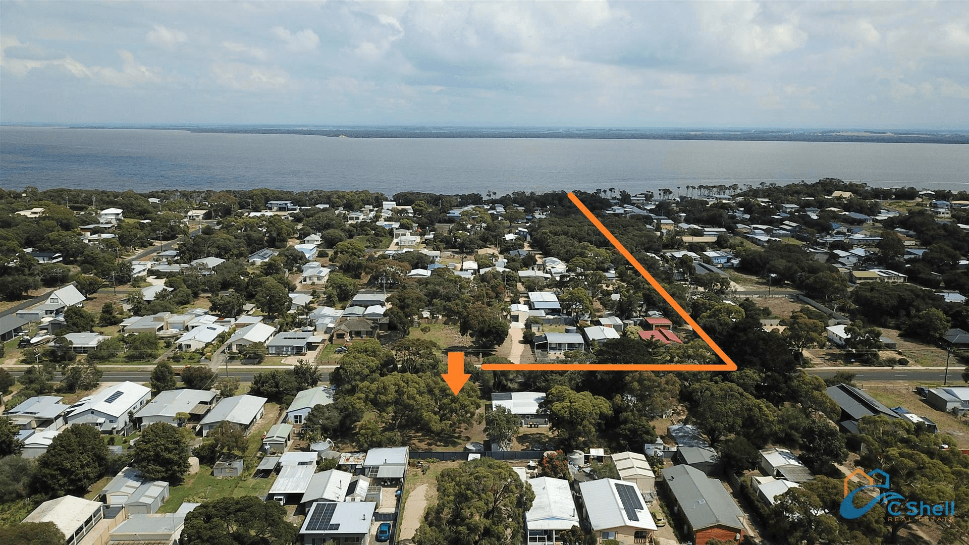 90 National Park Road, Loch Sport, VIC 3851