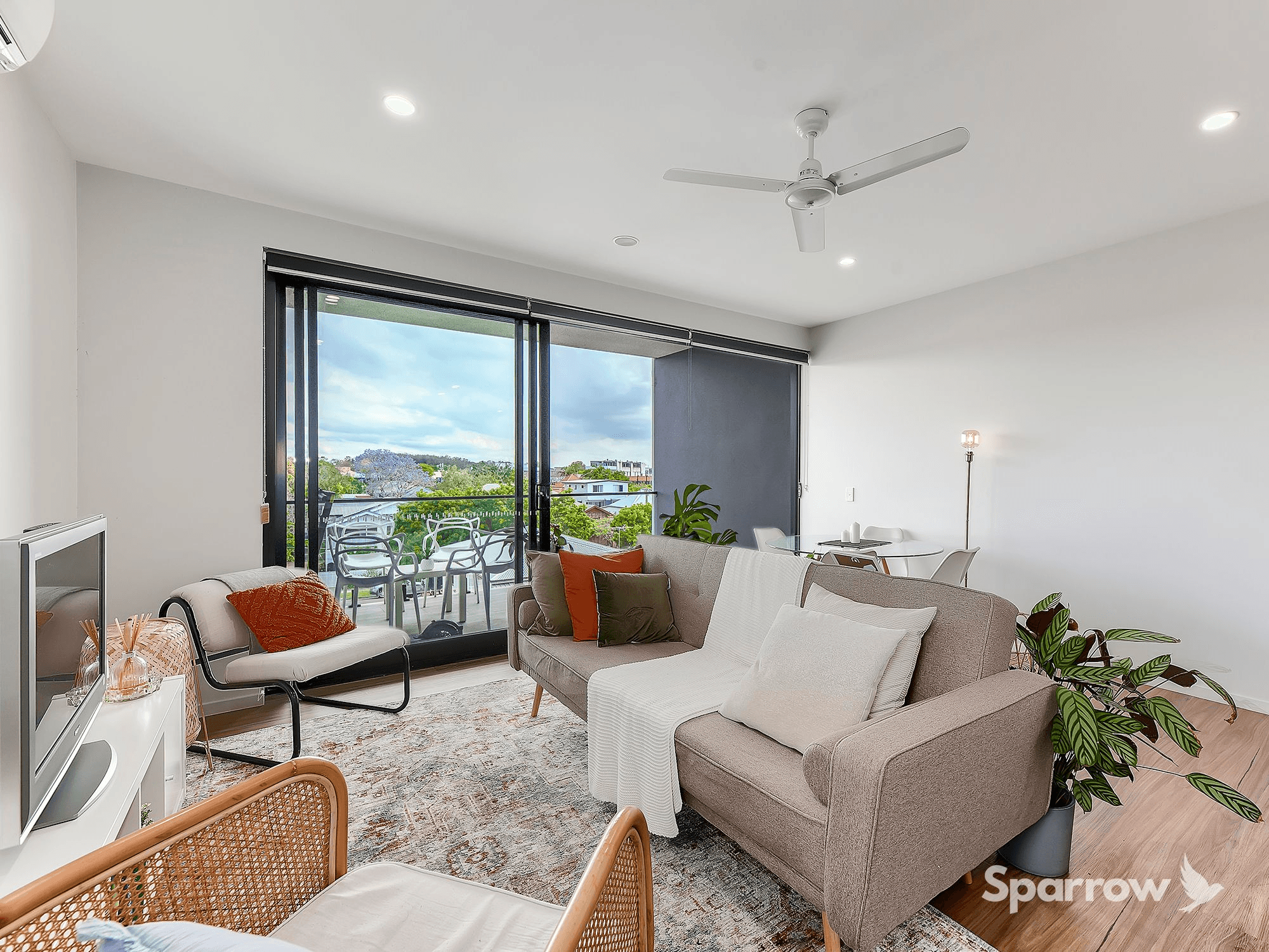 306/89 Old Cleveland Road, STONES CORNER, QLD 4120