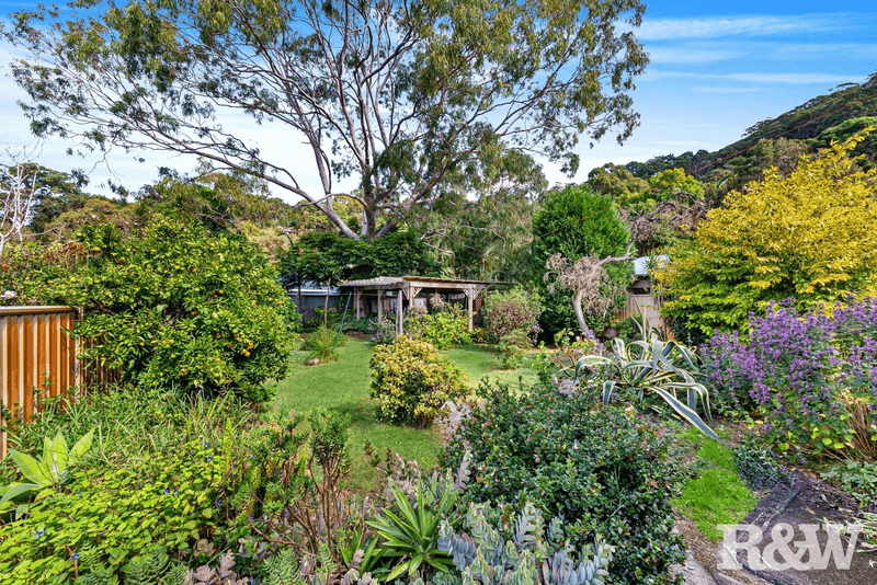 128 Brisbane Avenue, Umina Beach, NSW 2257