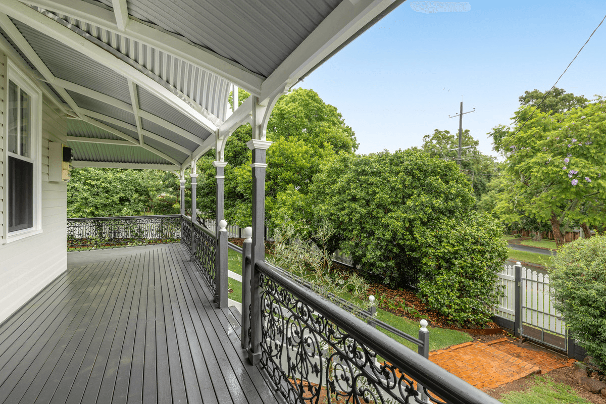 182 Geddes Street, South Toowoomba, QLD 4350