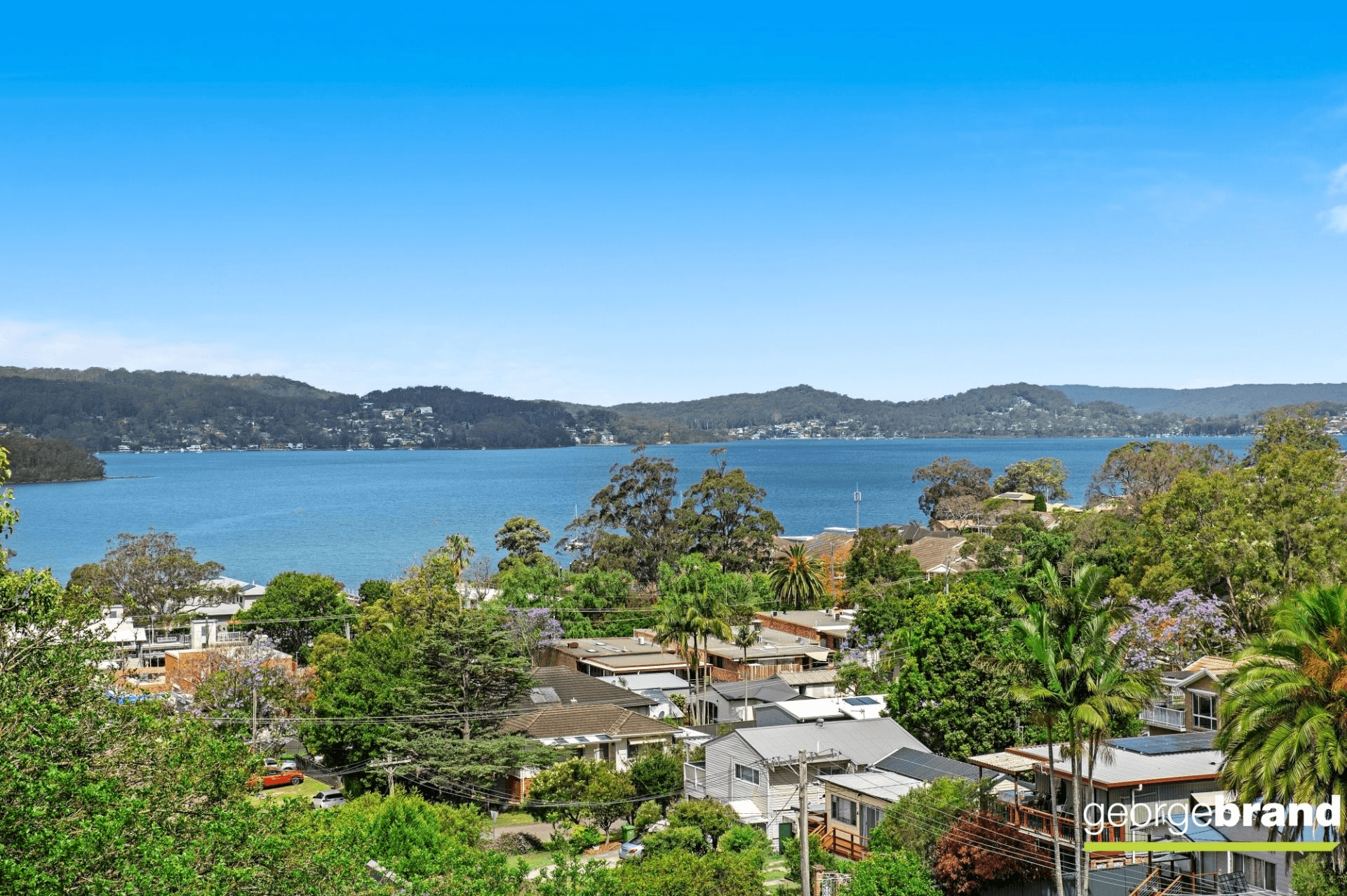 27 Hughes Street, Point Clare, NSW 2250