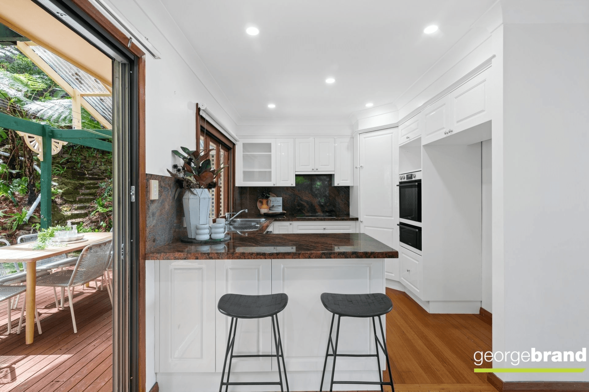 27 Hughes Street, Point Clare, NSW 2250