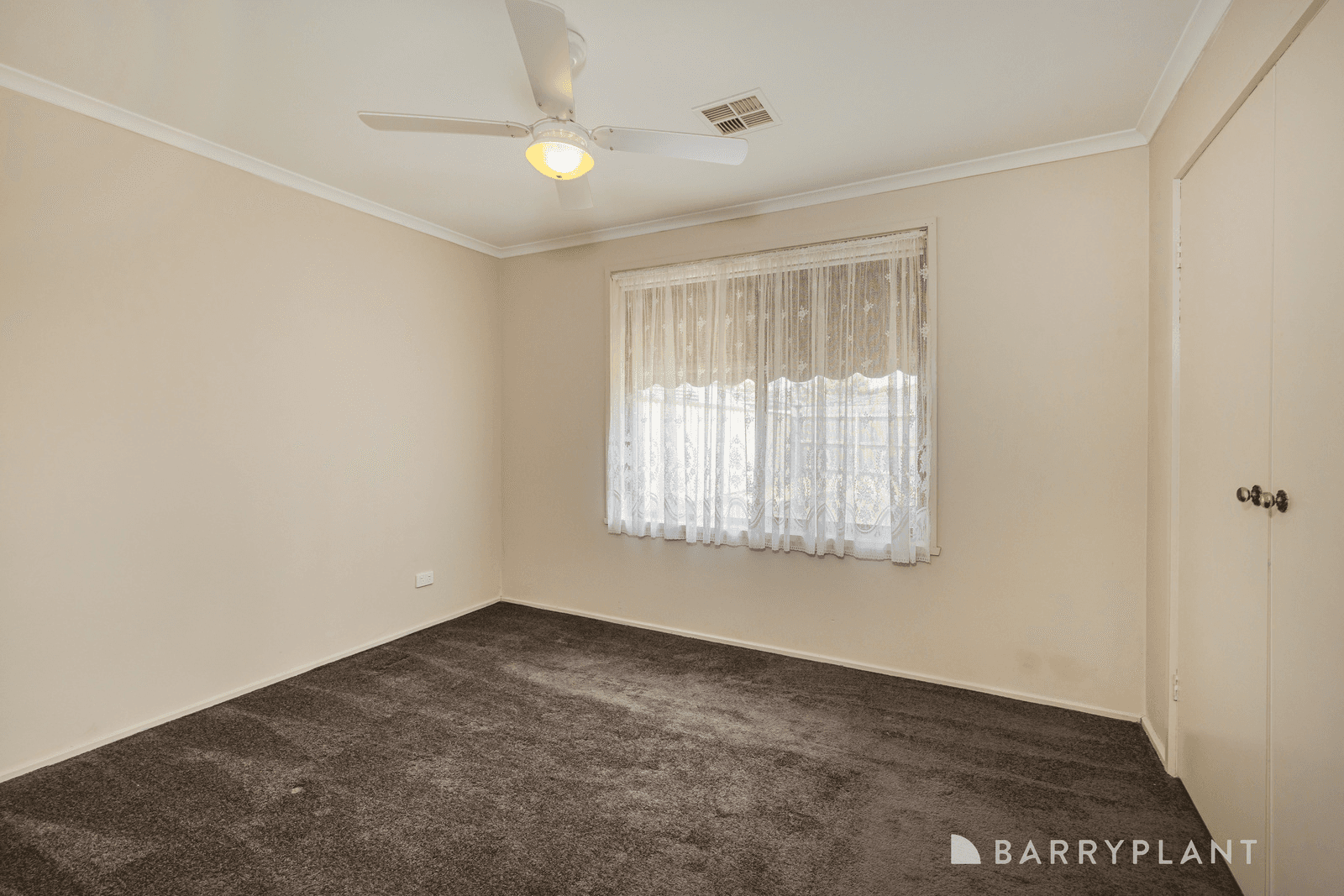 15 Barnong Close, Kurunjang, VIC 3337