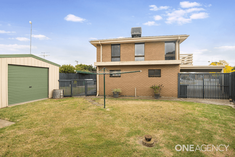 2 Ashley Court, Grovedale, VIC 3216