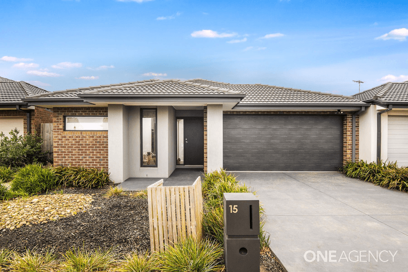 15 Rutherford Grove, Armstrong Creek, VIC 3217