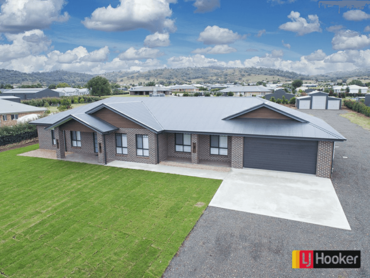 4 Wandella Court, MOORE CREEK, NSW 2340