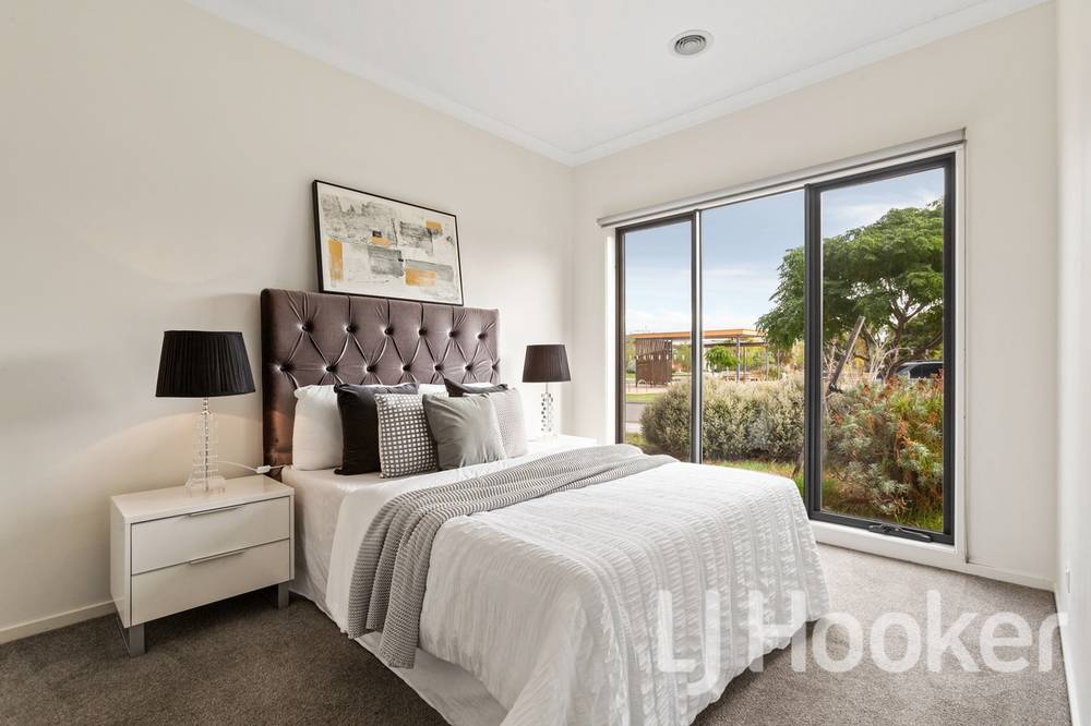 4 Thornbury Way, WILLIAMS LANDING, VIC 3027