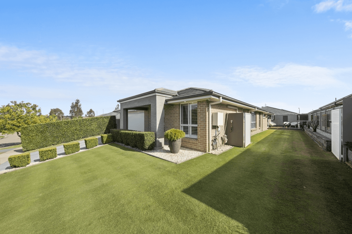 38 Lapwing Street, Aberglasslyn, NSW 2320