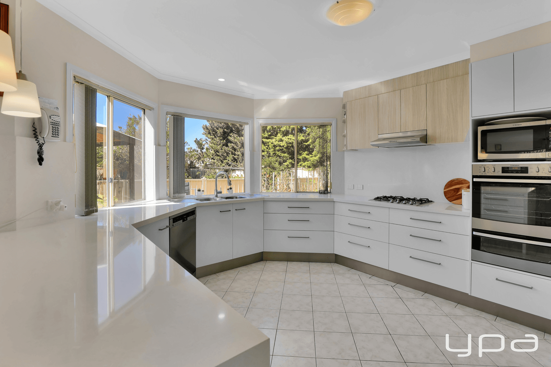 13 Rising Court, Hillside, VIC 3037