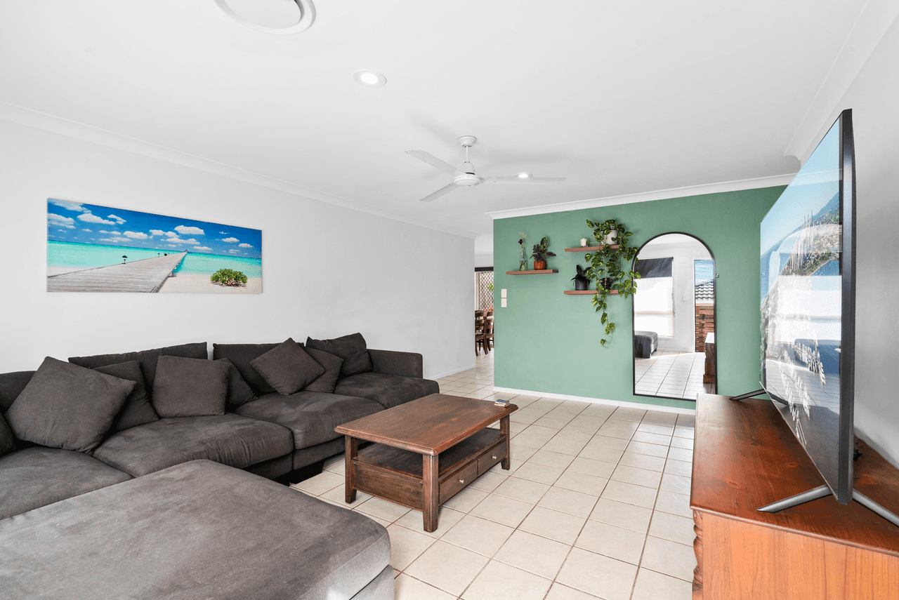 2/34 Cashel Crescent, BANORA POINT, NSW 2486