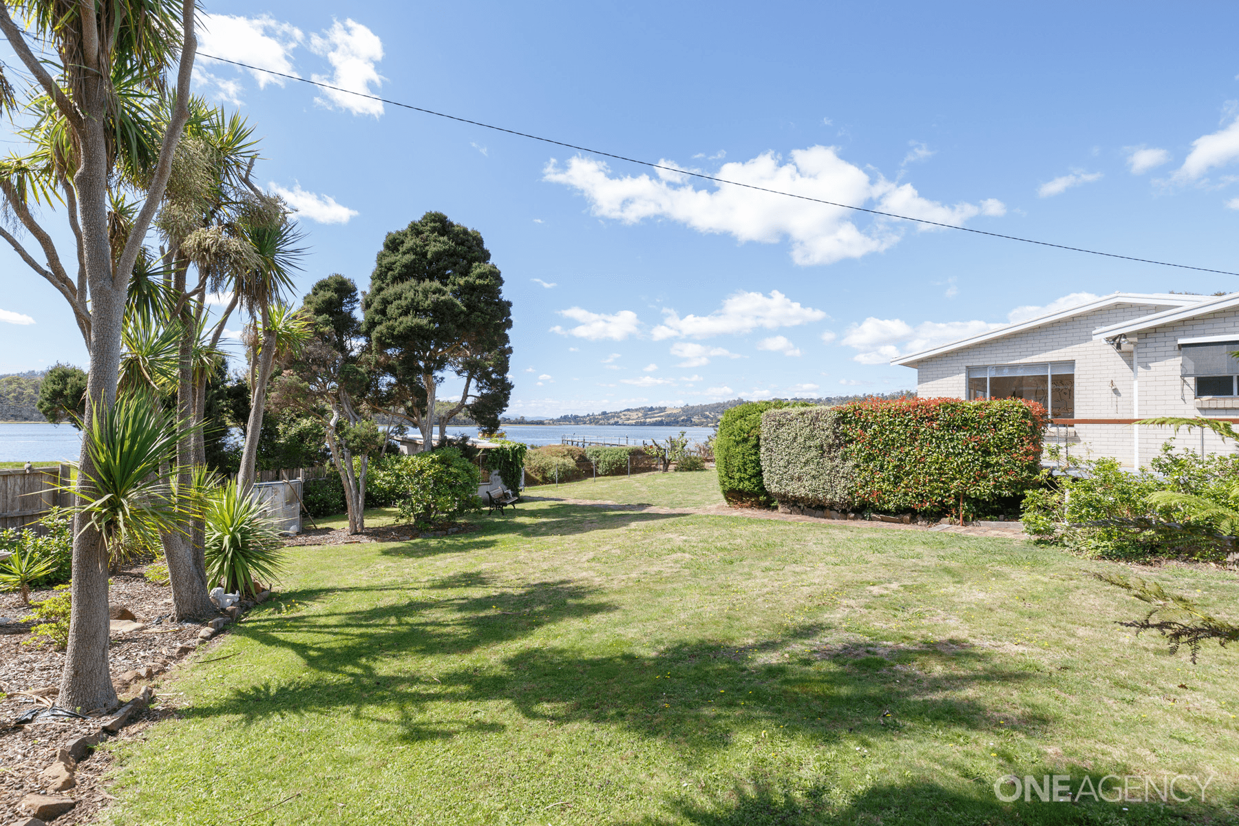 82 Gravelly Beach Road, Blackwall, TAS 7275