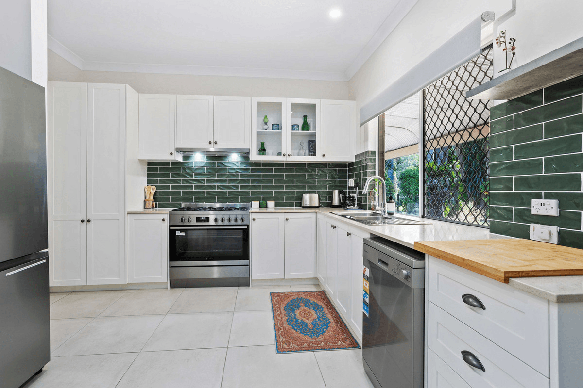 2 Elm Court, Tallebudgera, QLD 4228