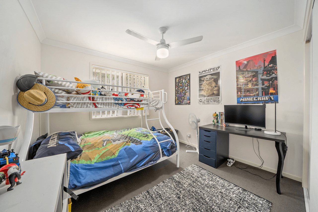 12 Bowerbird Crescent, DAKABIN, QLD 4503