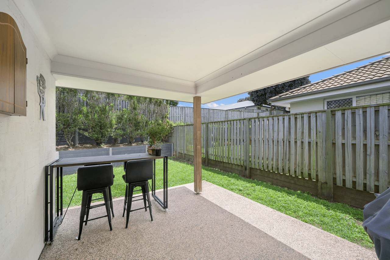 12 Bowerbird Crescent, DAKABIN, QLD 4503
