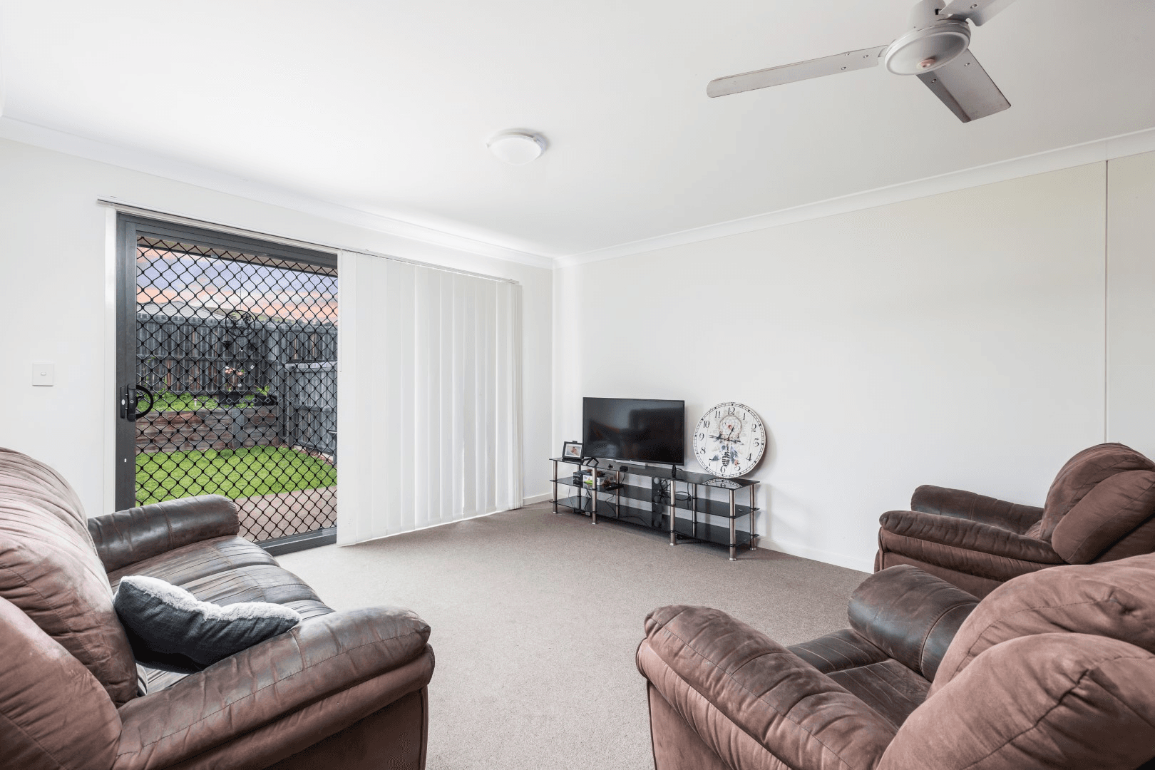 1/7 Kestrel Street, LOWOOD, QLD 4311