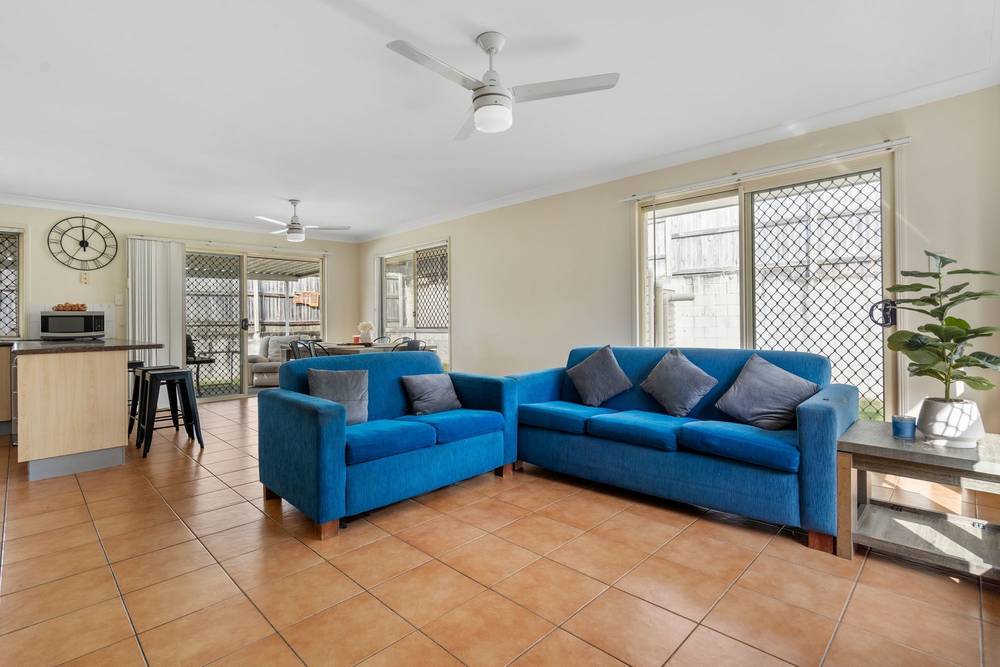 9 Patrick Court, WATERFORD WEST, QLD 4133